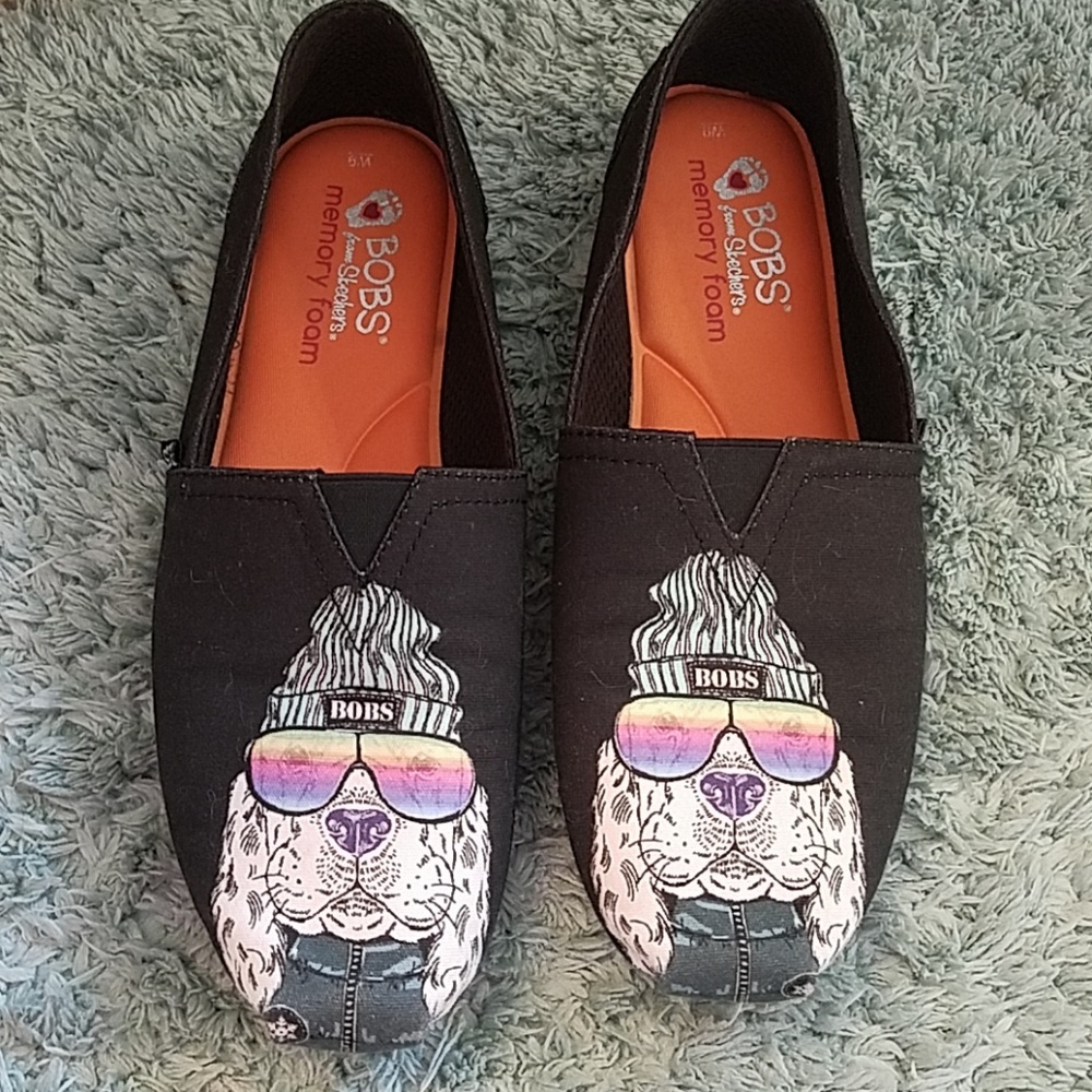 LIKE NEW....Bobs from Skechers ...  Bobs for Dogs